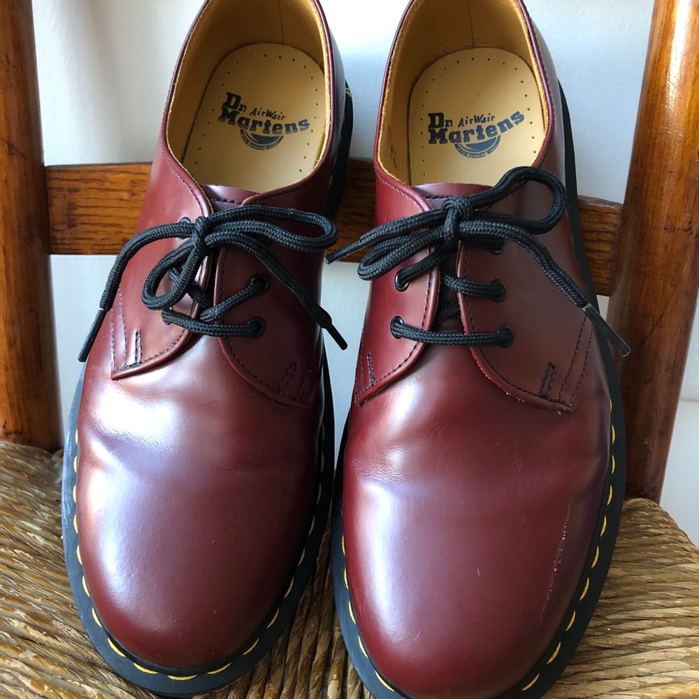 Dr. Martens Oxford Lace Up Classic shoes